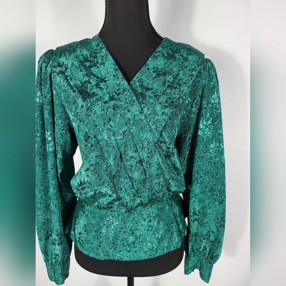 NICOLA Green Wrap Peplum Blouse with Notched Collar - Picture 4 of 6